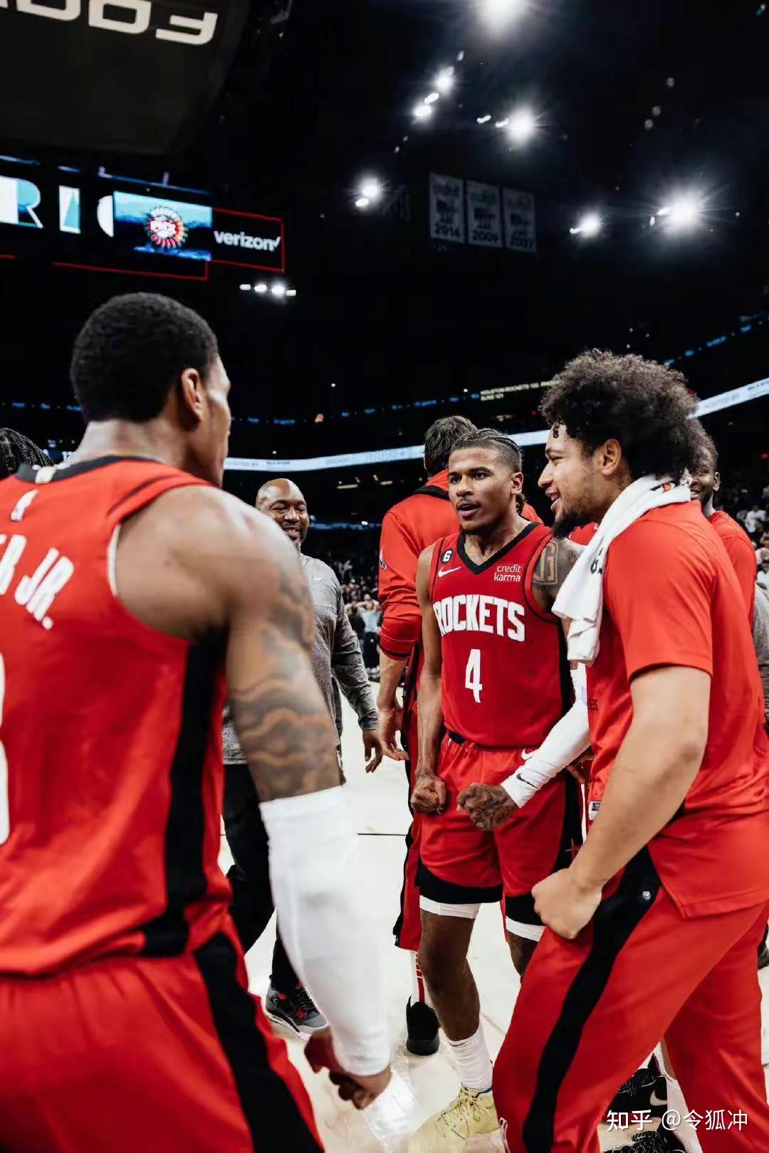 亚博电竞 -纽约尼克斯冲刺阶段手感冰凉;志在足总杯名次提升;态度坚定;控场能力受关注