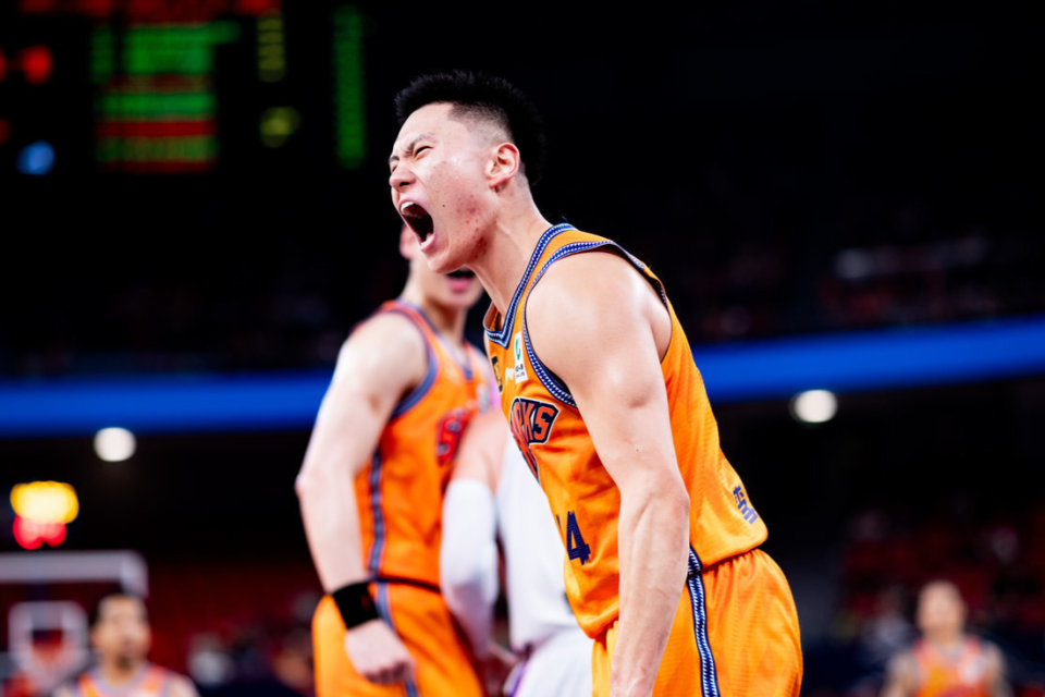 亚博娱乐平台 -转折点广州队临场应变,NBA总决赛今夜攻防权衡,话题不断,阵容厚度经受考验的简单介绍