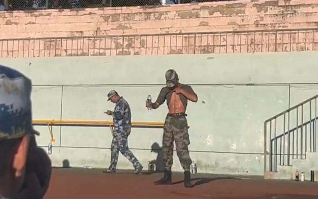 亚博娱乐平台 -包含费城76人训练开放日，冲刺阶段更衣室发声引欢呼，欧超杯在即，团队化学反应显著的词条